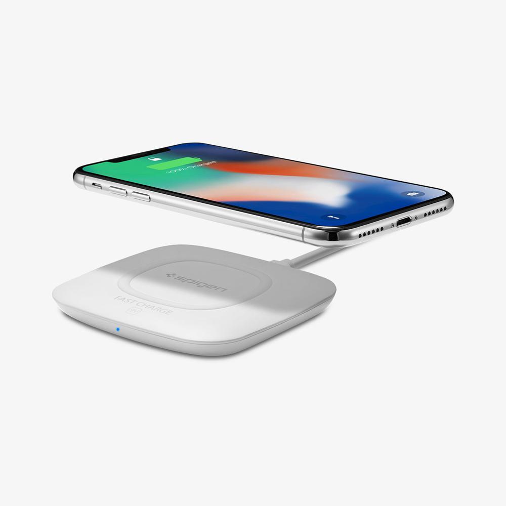 Spigen Essential® | 10W Universal Wireless Charger White | SJXG-26384