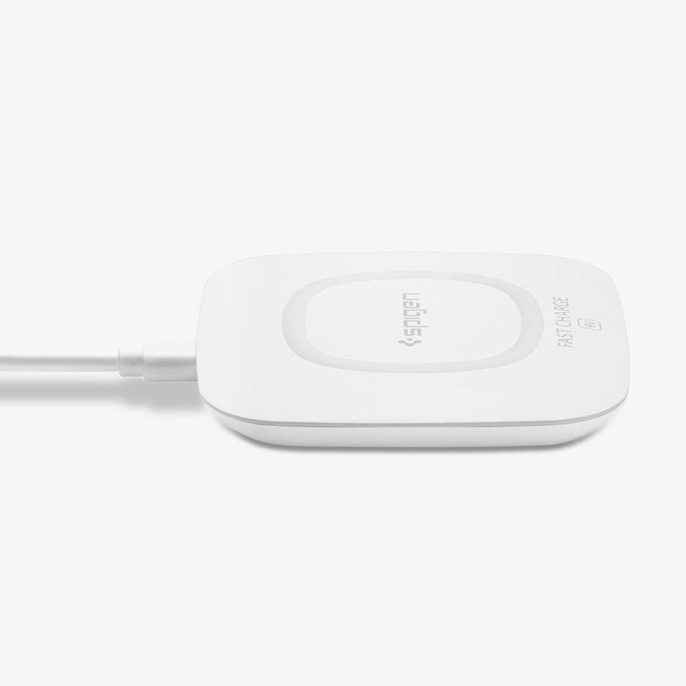 Spigen Essential® | 10W Universal Wireless Charger White | SJXG-26384